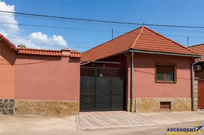 Casa solida, teren 919mp, 2 accesuri, configuratie si pentru 2 familii, Sanpetru, Brasov - foto 7
