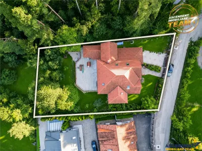 Vila Poiana Angelescu,441 mp,1.400mp teren, 5 dormitoare, 2 birouri, la baza padurii - foto 9