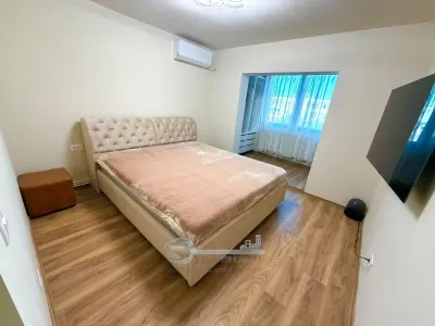 Apartament 2 Camere Decomandat, Complet Renovat 2026, Etaj 3, Nicolina - foto 4