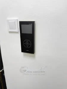 Apartament 3 camere, 75 mp, 2 băi, 2 balcoane, CT, 3 AC, boxă 9 mp și 2 locuri de parcare – Nicolina - foto 14