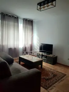 Apartament 3 camere Ultracentral cu loc de parcare - foto 2
