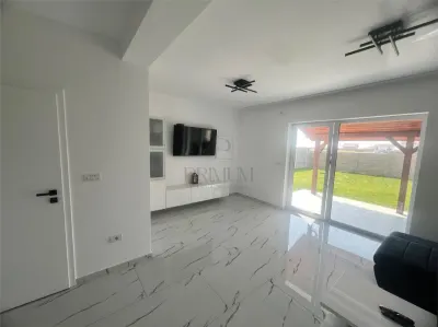 DUPLEX MOSNITA NOUA,  310MP TEREN, 3 CAMERE. - foto 7