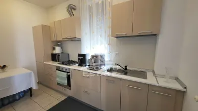 Apartament cu 3 camere,2 bai,mobilat,etaj 1,Dumbravita Kaufland - foto 7