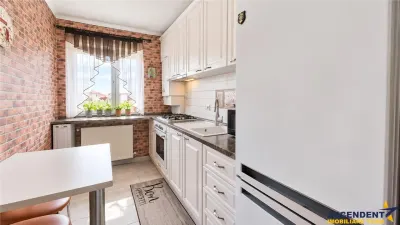 Apartament in bloc nou din Ghimbav, cu loc de parcare privat, mobilat si utilat modern - foto 2
