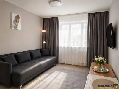 Mica garsoniera cu baie proprie, etaj2, Tractorul, Brasov - Brasov