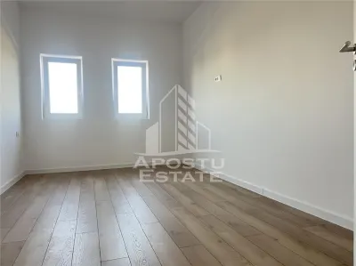 Casa individuala cu 4 camere, teren de 500mp, in Sacalaz - foto 8