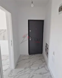 Apartament o camera+ loc de parcare - Lunca Cetatuii - foto 2