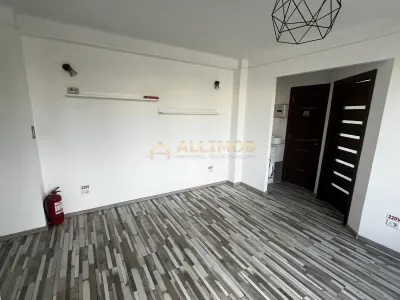 Apartament 3 camere nemobilat, in Ploiesti, zona ultracentrala - foto 2