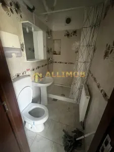 Apartament 3 camere nemobilat, in Ploiesti, zona ultracentrala - foto 11