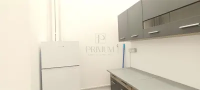 Spatiu birouri renovat nou, cladire istorica langa tribunal -  P - ta Unirii - foto 7