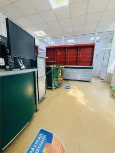 Spatiu comercial - stradal, Micro 3 ! - foto 4