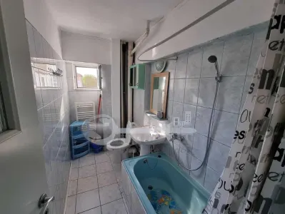 Apartament 3 camere Podu Ros - foto 7