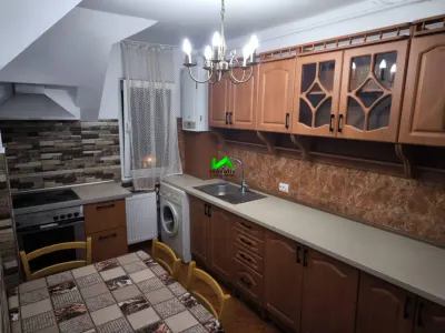 Apartament de inchiriat 3 camere Sibiu Vasile Aaron - foto 3