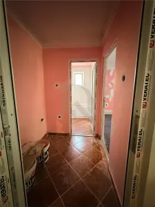 Copou Codrescu apartament 3 camere 60 mp , eliberare rapida - foto 9