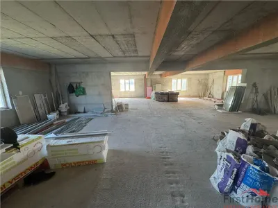 Sp com 277 mp, se poate inchiria si jumatate, bl nou, Lic Unirea - foto 13