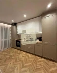 Apartament lux 3 camere 2 bai 3 balcoane 2 parcari si piscina - foto 4