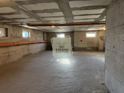 Apartament 3 camere 2 bai  balcon si parcare subterana pe Aleea Streiu - foto 14
