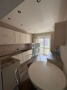 Apartament 2 camere ,Centrul Civic-AFI,mobilat utilat nou,550 Euro - foto 4