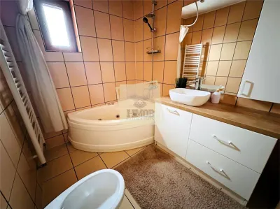 Apartament 3 camere 70 mp utili Vasile Aaron - foto 9
