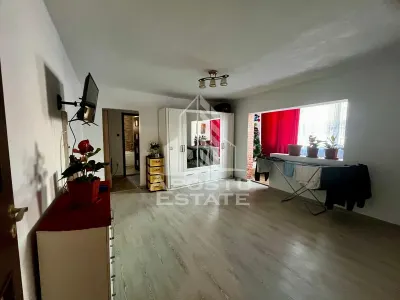Apartament 3 camere,etaj 3,zona UMT - foto 5