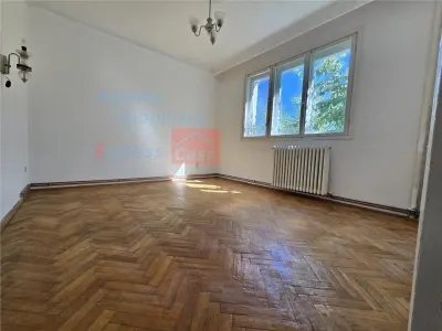 Intabulat, gata de mutat! Apartament 2 camere, capat CUG - foto 3