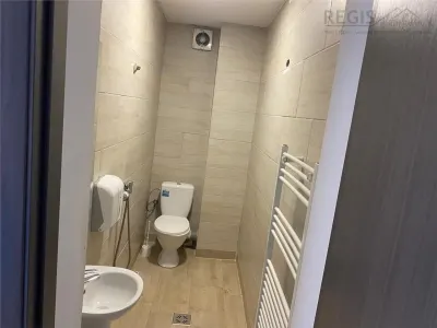 Spațiu comercial de închiriat – Etaj independent, cartier Noua - foto 8