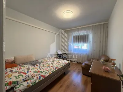 Apartament cu 3 camere, garaj, de vanzare, zona Plavat I I,Timisoara - foto 7