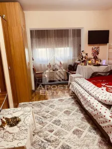 Apartament cu 1 camera,decomandat, centrala proprie,Buziasului - foto 2