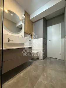 Apartament cu 2 camere, decomandat, loc suprateran, zona Soarelui - foto 8