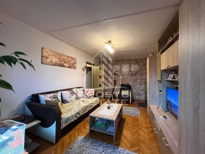 Apartament cu 3 camere, decomandat, 2 bai , 2 balcoane,zona Soarelui - Timisoara