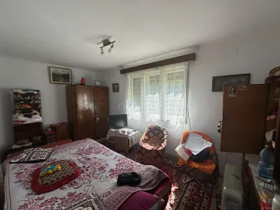 Bocsa Montana, Casa Cocheta de Vacanta sau investitie, Zona Pitoreasca - foto 3