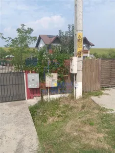 Bogonos Letcani  teren 500mp cu Aut De Constr la str asfaltata cu toate utilitatile - foto 6