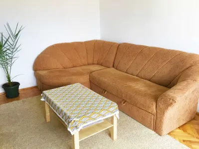 Apartament 3 camere decomandat de închiriat | Bd. Independenței | La 5 minute de UMF | 2 băi - Iasi