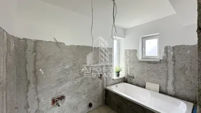 Casa individuala de vanzare cu 5 camere in Dumbravita - foto 9