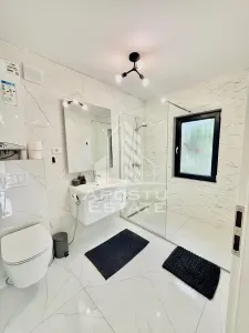 Casa individuala cu 5 camere si 4 bai in Giroc la asfalt. - foto 16