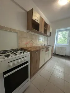 Inchiriere Apartament cu 2 camere Decomandat Nicolina 1 - foto 3
