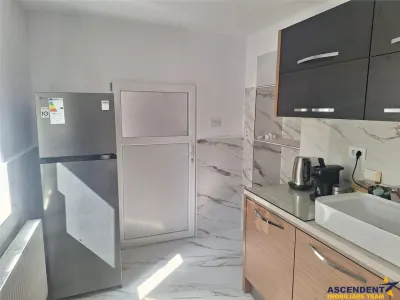 Resedinta/ spatiu profesional de inchiriat, Ghimbav – Central - foto 6