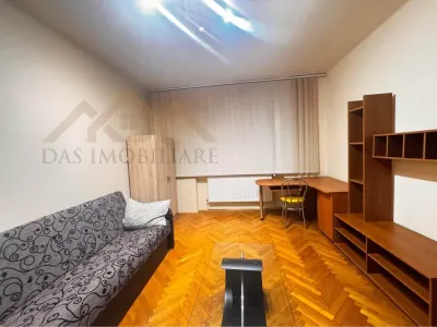 Central, zona liceului Eminescu, apartament 2 camere decomandat - foto 2