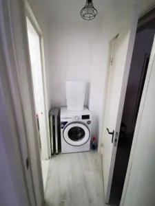 Apartament 2 camere etaj intermediar zona Vlahuta - foto 6