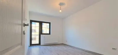 Capat CUG 3 camere D  curte 55 mp  intabulata Lunca Cetatuii - foto 7