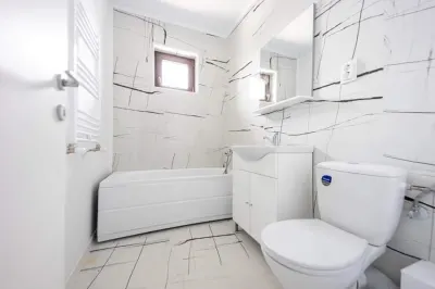 Capat CUG 2 camere D 47 mp  Lunca Cetatuii - foto 6