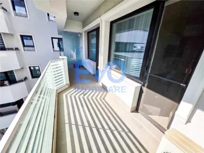 Apartament cu 2 camere, aer conditionat, complex Royal Town Copou - foto 9