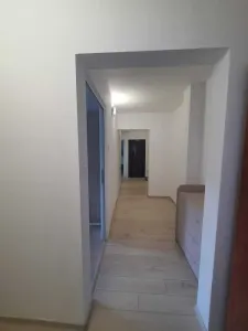Apartament 3 camere – CUG / Selgros | 2 băi | 2 balcoane | Recent renovat - foto 3