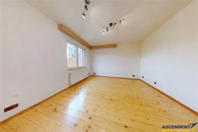 Volum arhitectural remarcabil:Rezidential/ Sediu firma,Clinica,Investitie,Centru Civic, Brasov - foto 11