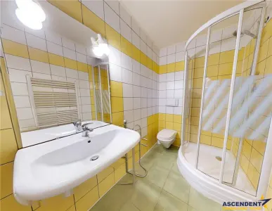 Volum arhitectural remarcabil:Rezidential/ Sediu firma,Clinica,Investitie,Centru Civic, Brasov - foto 16