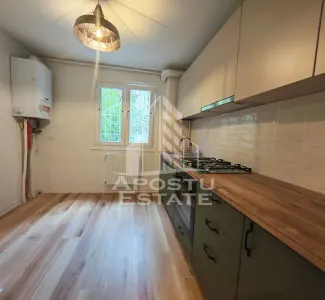 Apartament renovat, de vanzare, centrala, zona Gheorghe Lazar - foto 3