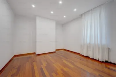 Vanzare apartament 4 camere | spectaculos | Primăverii | vedere la Lac | parcare subterană | 188mp utili | oferta unică | - foto 14
