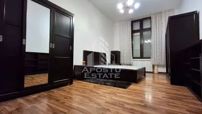 Apartament 2 camere Ultracentral Etaj 1, cu Garaj - foto 2