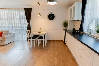 Apartament superb 2 camere + parcare Urban Coresi - foto 4