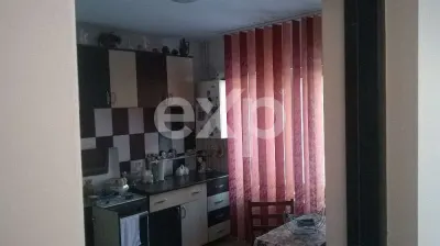 Casă spațioasă cu teren de 2.500 mp în Valea Mărului - foto 7